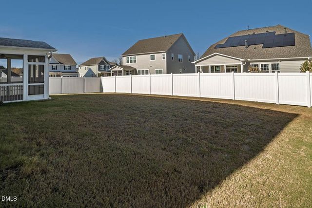 336 Faxton Way, Holly Springs, NC 27540