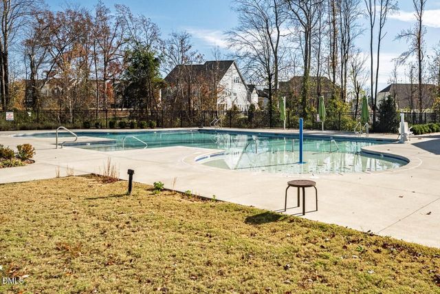 336 Faxton Way, Holly Springs, NC 27540