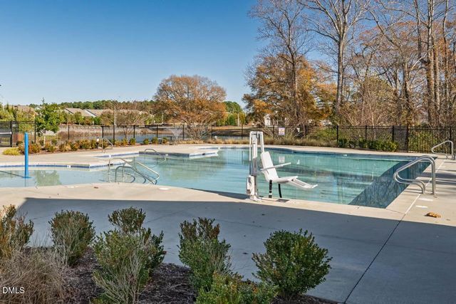 336 Faxton Way, Holly Springs, NC 27540