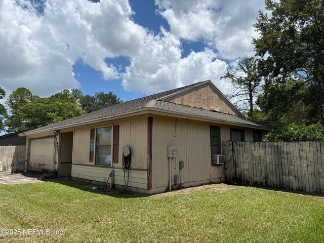 4442 HUNTINGTON FOREST Boulevard, Jacksonville, FL 32257