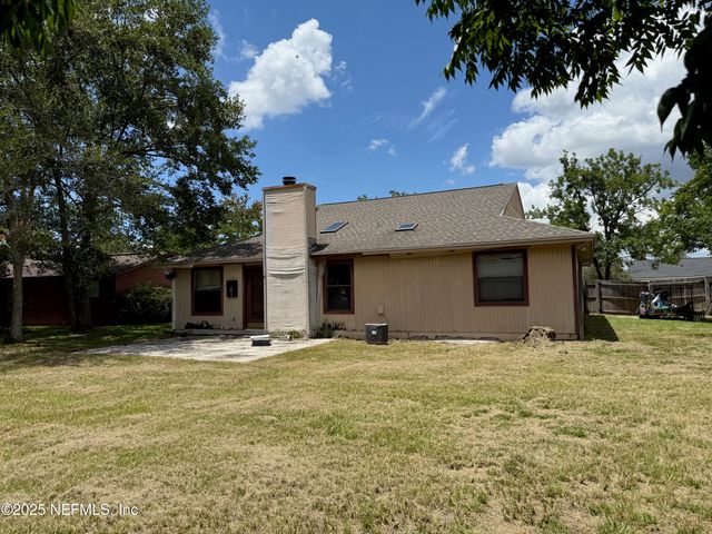 4442 HUNTINGTON FOREST Boulevard, Jacksonville, FL 32257