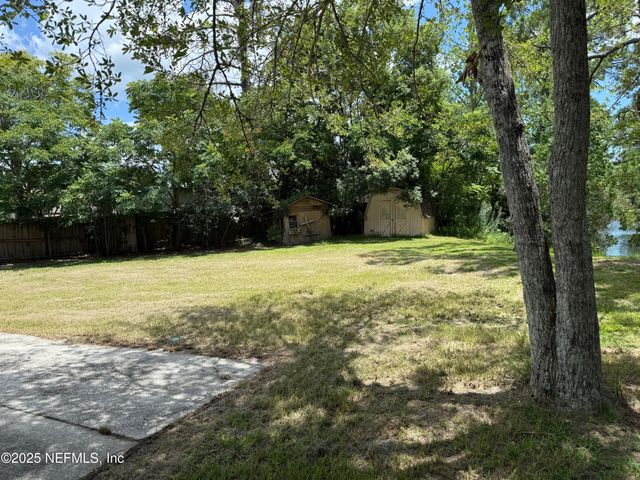 4442 HUNTINGTON FOREST Boulevard, Jacksonville, FL 32257