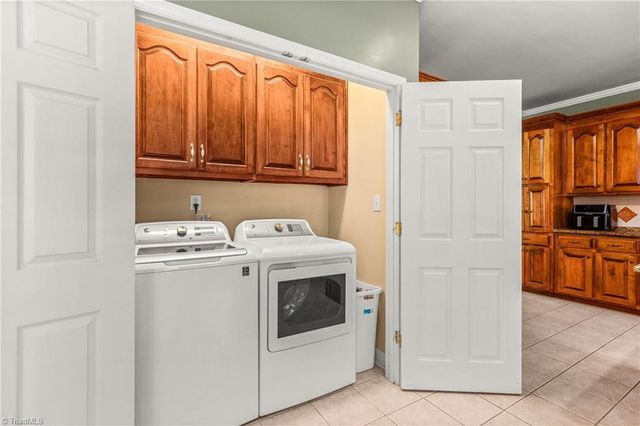 604 Doe Run Drive, Kernersville, NC 27284