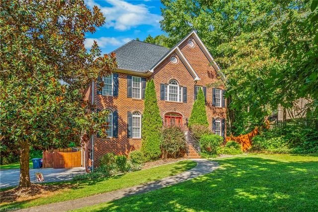 604 Doe Run Drive, Kernersville, NC 27284