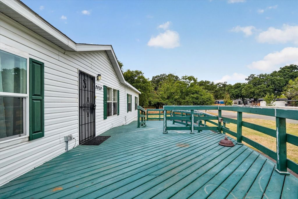 2032 Dorothy Drive, Burleson, TX 76028 — photo 4