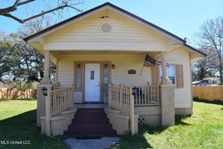 324 Crawford Street, Biloxi, MS 39530
