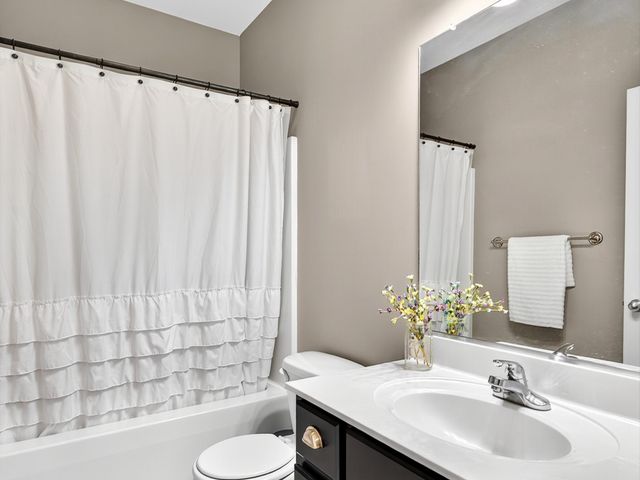 1363 Standing Stone Cir, Columbia, TN 38401