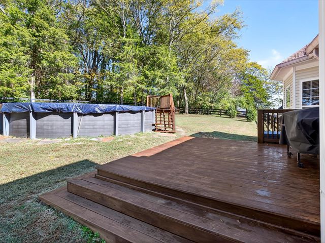 1363 Standing Stone Cir, Columbia, TN 38401