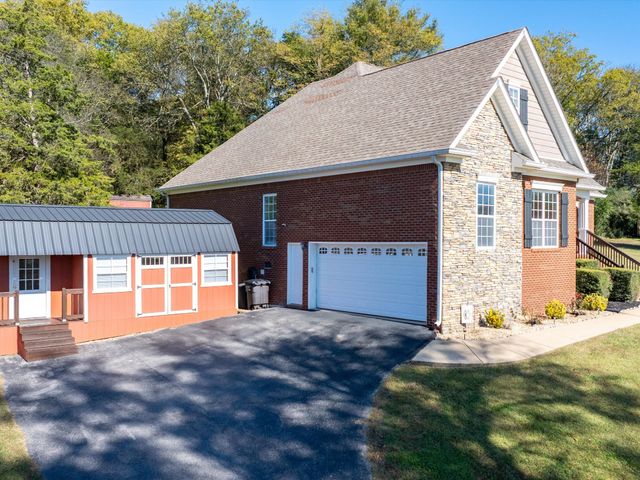 1363 Standing Stone Cir, Columbia, TN 38401