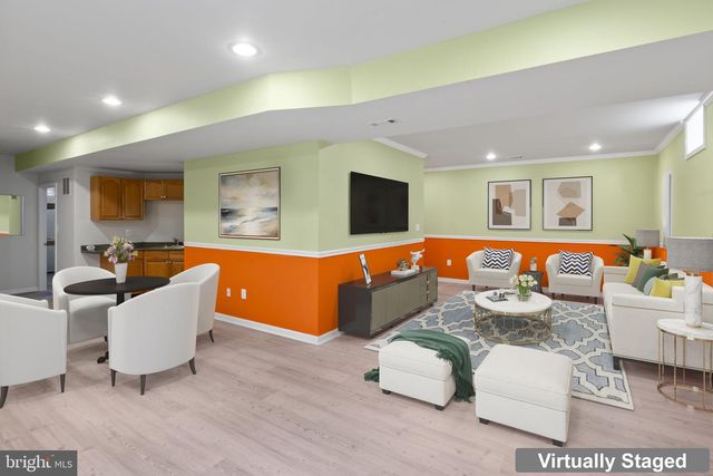 20129 BOXWOOD PL, Ashburn, VA 20147