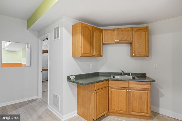 20129 BOXWOOD PL, Ashburn, VA 20147