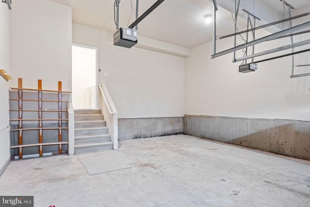 20129 BOXWOOD PL, Ashburn, VA 20147