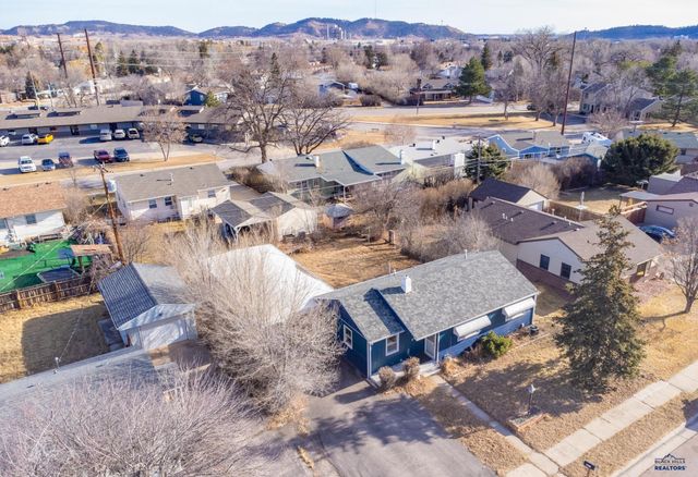 4422 SEEAIRE, Rapid City, SD 57702