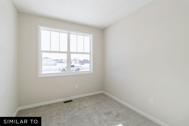 1303 Lincoln Court, Norwalk, IA 50211