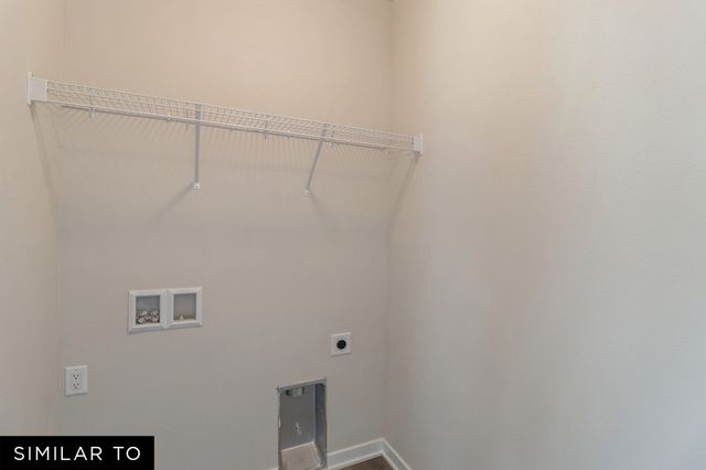 1303 Lincoln Court, Norwalk, IA 50211