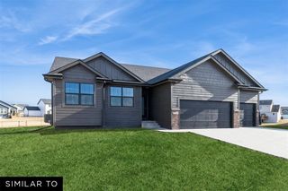 1303 Lincoln Court, Norwalk, IA 50211
