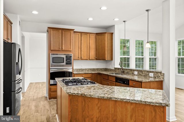 22 CORNERSTONE DR, Stafford, VA 22554