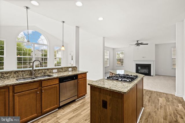 22 CORNERSTONE DR, Stafford, VA 22554