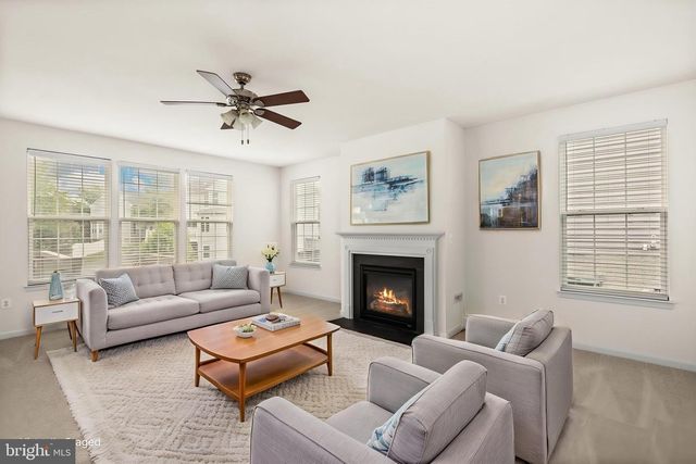 22 CORNERSTONE DR, Stafford, VA 22554