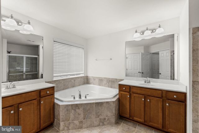 22 CORNERSTONE DR, Stafford, VA 22554