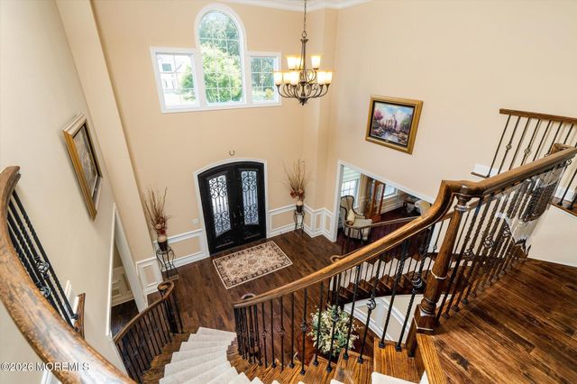 25 Weathervane Circle, Cream Ridge, NJ 08514