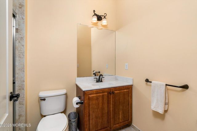 25 Weathervane Circle, Cream Ridge, NJ 08514