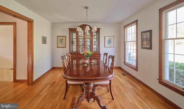 6724 UPPER YORK RD, New Hope, PA 18938