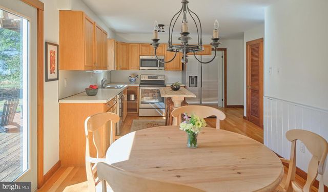 6724 UPPER YORK RD, New Hope, PA 18938