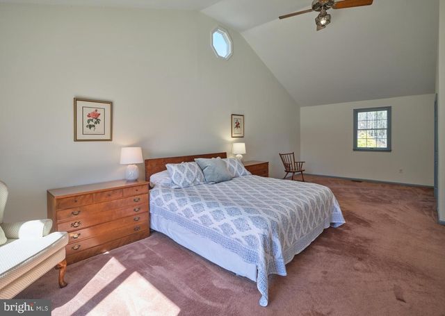 6724 UPPER YORK RD, New Hope, PA 18938