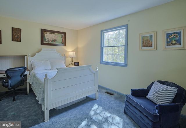 6724 UPPER YORK RD, New Hope, PA 18938