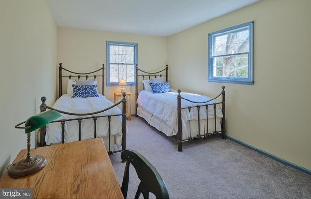 6724 UPPER YORK RD, New Hope, PA 18938