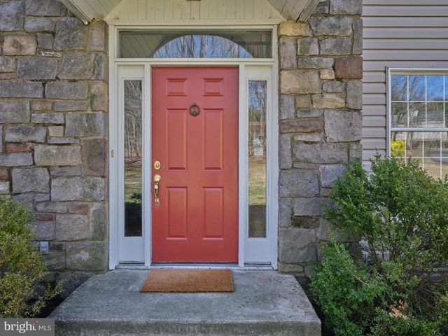 6724 UPPER YORK RD, New Hope, PA 18938