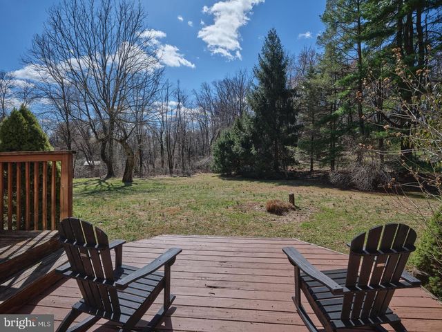 6724 UPPER YORK RD, New Hope, PA 18938