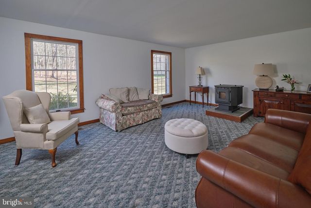 6724 UPPER YORK RD, New Hope, PA 18938