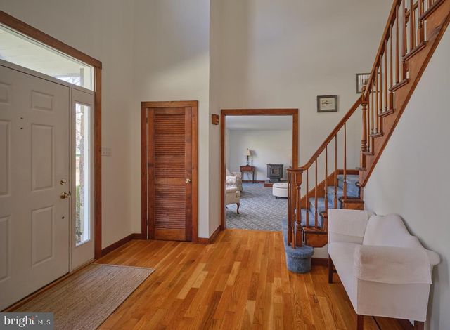 6724 UPPER YORK RD, New Hope, PA 18938