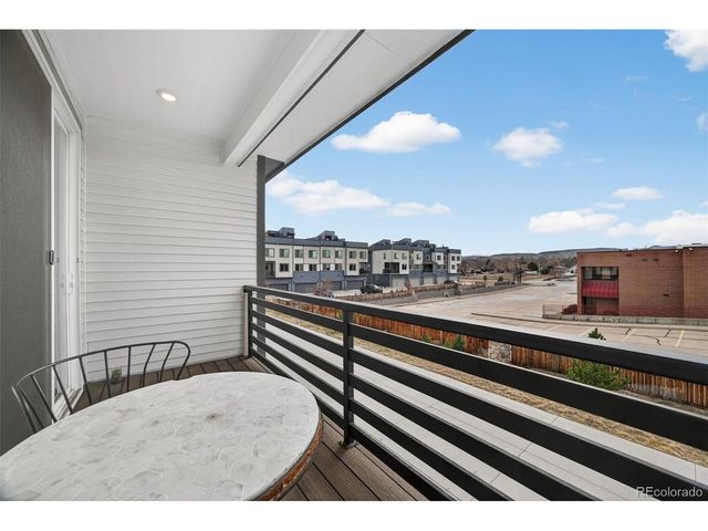 5738 Vivian St, Arvada, CO 80002