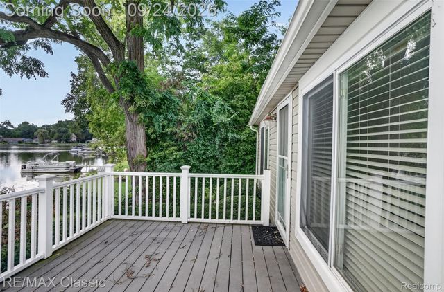 9385 Mandon Road, White Lake Charter Township, MI 48386