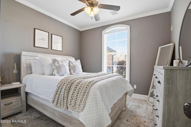 116 Spring Cypress Drive, Broussard, LA 70518