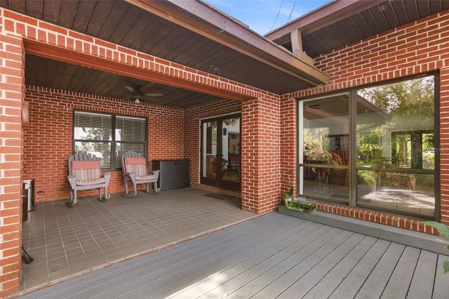 4910 E LAKE DRIVE, Winter Springs, FL 32708