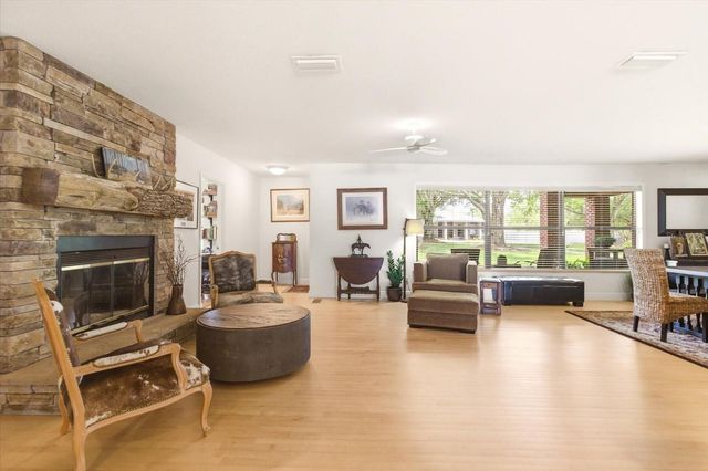 4910 E LAKE DRIVE, Winter Springs, FL 32708