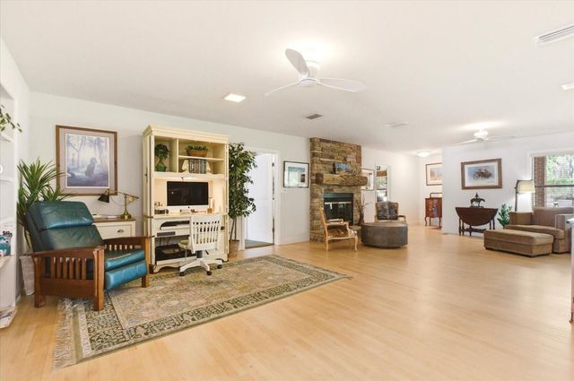 4910 E LAKE DRIVE, Winter Springs, FL 32708