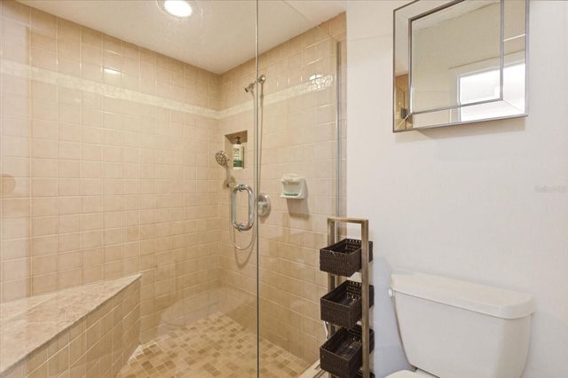 4910 E LAKE DRIVE, Winter Springs, FL 32708