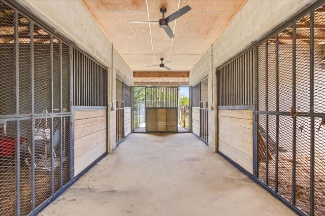 4910 E LAKE DRIVE, Winter Springs, FL 32708