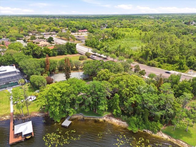 4910 E LAKE DRIVE, Winter Springs, FL 32708