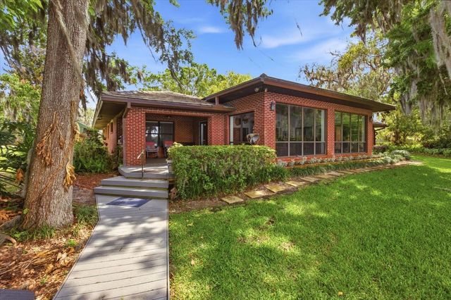 4910 E LAKE DRIVE, Winter Springs, FL 32708