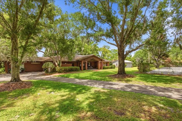 4910 E LAKE DRIVE, Winter Springs, FL 32708