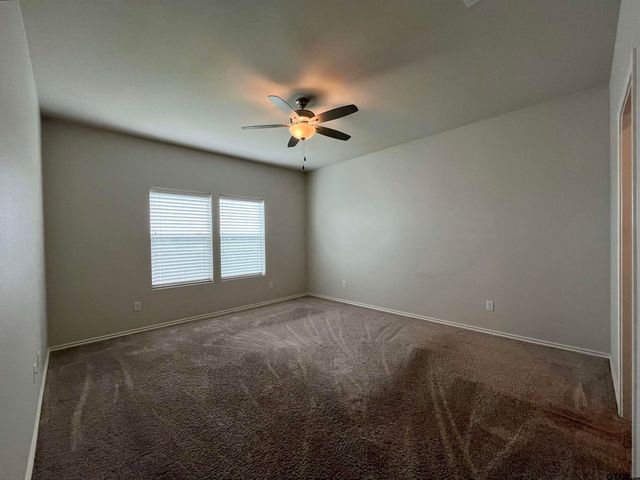917 Martin St, Chandler, TX 75758