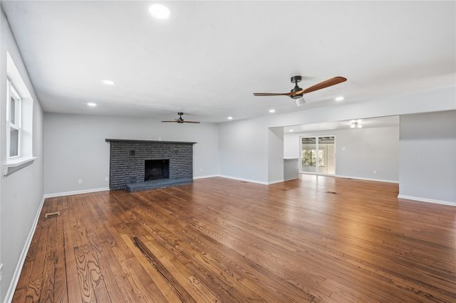 1216 Abelia Court, Fort Worth, TX 76108