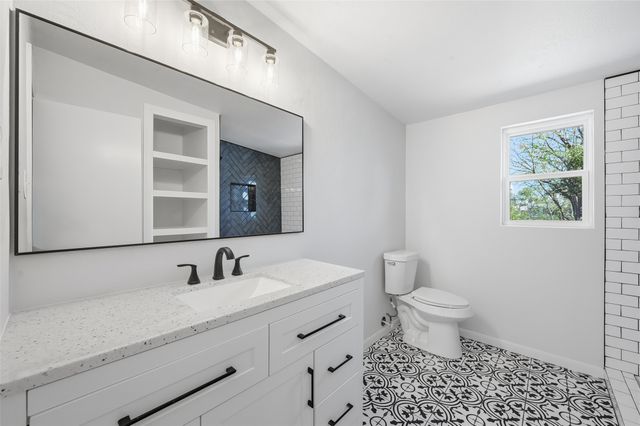 1216 Abelia Court, Fort Worth, TX 76108