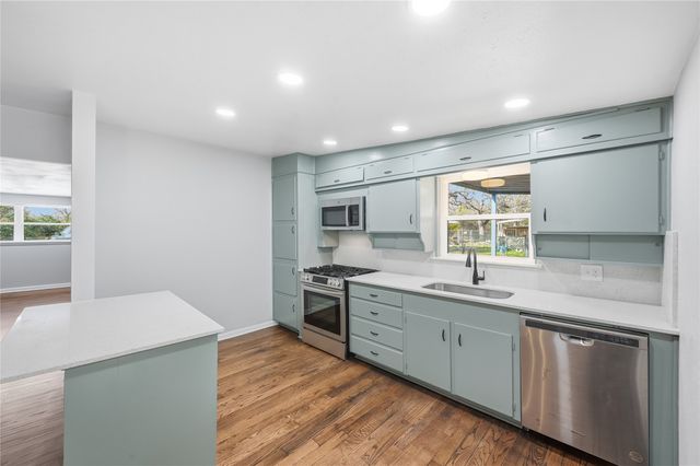 1216 Abelia Court, Fort Worth, TX 76108